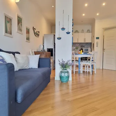 Di Sole E Di Azzurro Διαμέρισμα